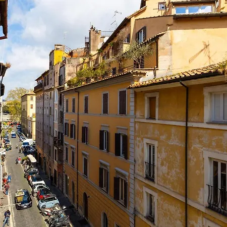 Navona Open Space Aparthotel