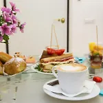 Apartahotel Navona Open Space 4*