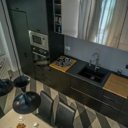 Aparthotel Navona Open Space Apartments 4*