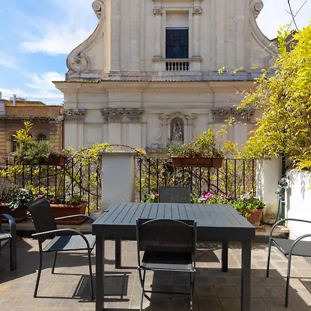 Aparthotel Navona Open Space Apartments 4*