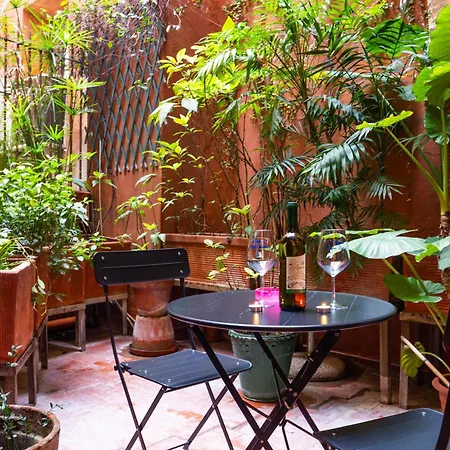Navona Open Space Apartments