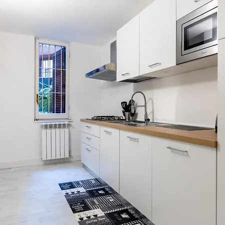 Navona Open Space Apartments 4*