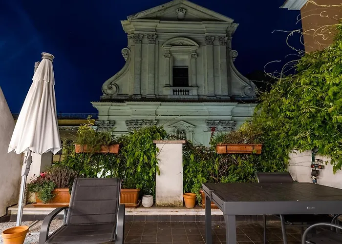 Navona Open Space Appart hôtel 4*