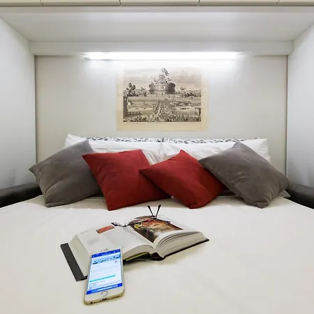 Navona Open Space Apart Otel 4*