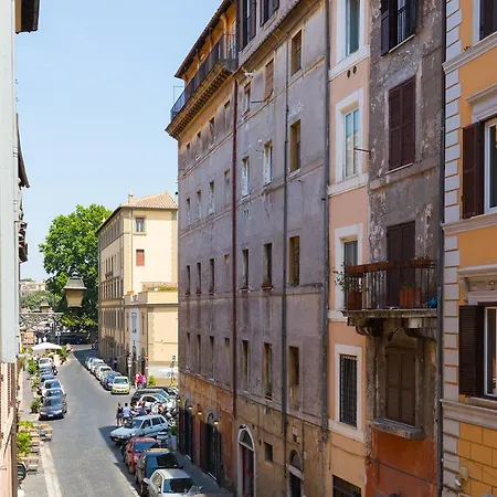 Navona Open Space Apart Otel