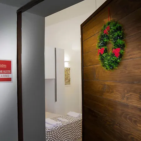 Navona Open Space Apart Otel 4*