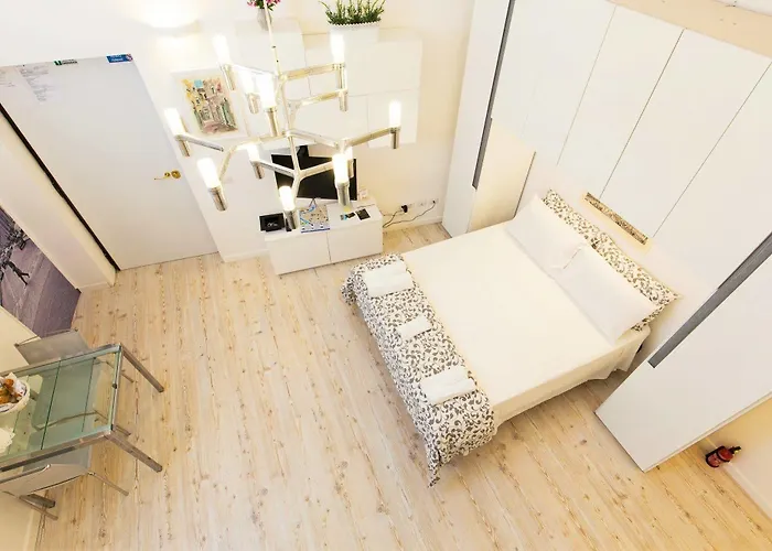 Aparthotel Navona Open Space Apartments 4*